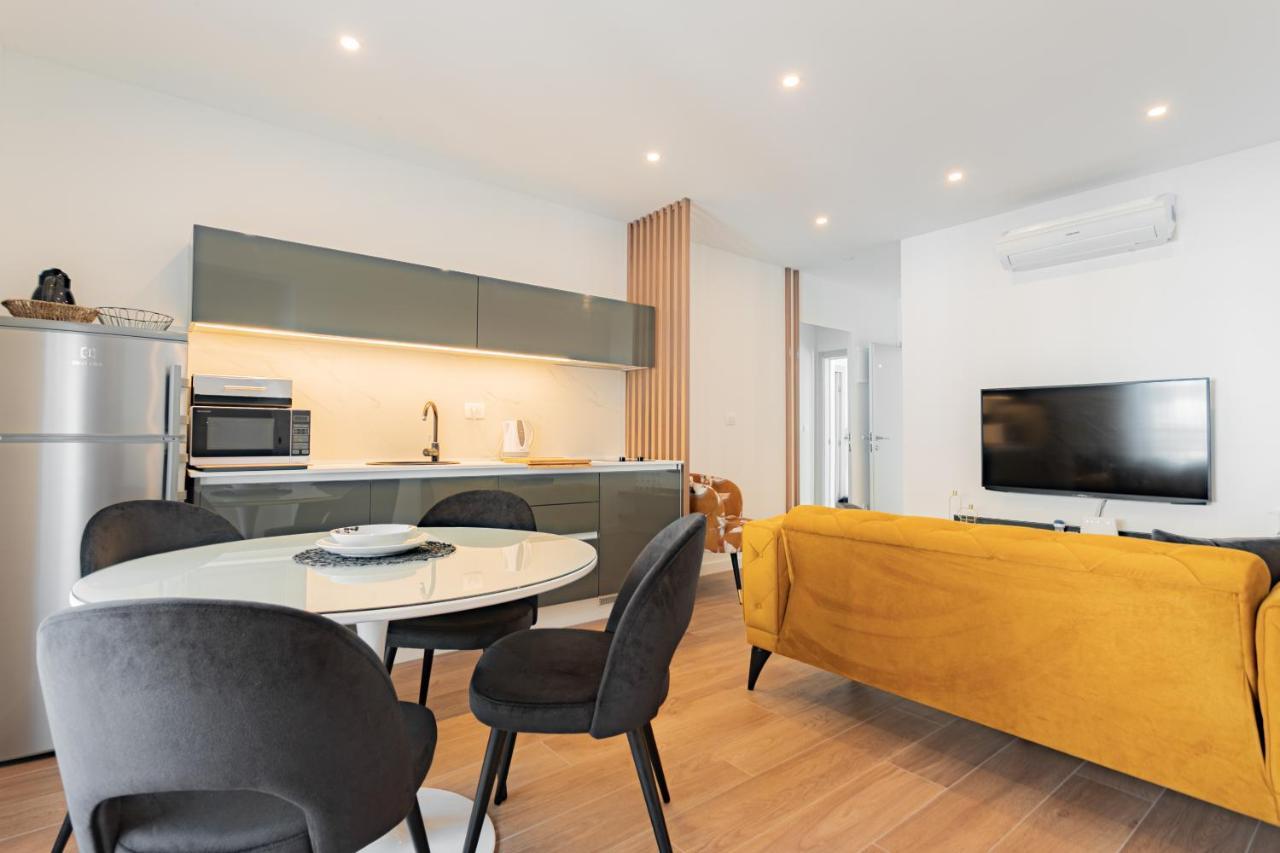 Apartmani Benzon Baška Voda Εξωτερικό φωτογραφία