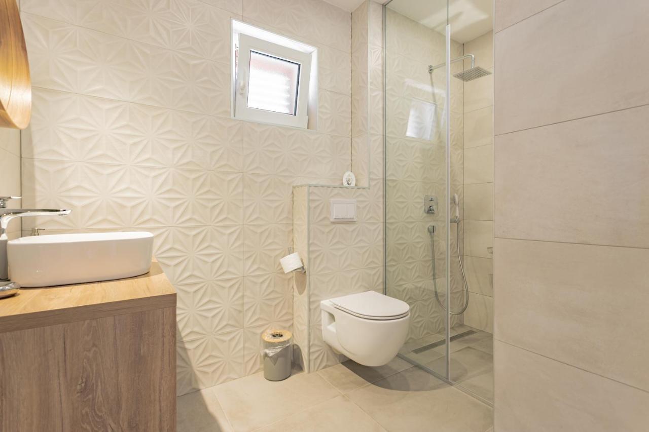 Apartmani Benzon Baška Voda Εξωτερικό φωτογραφία