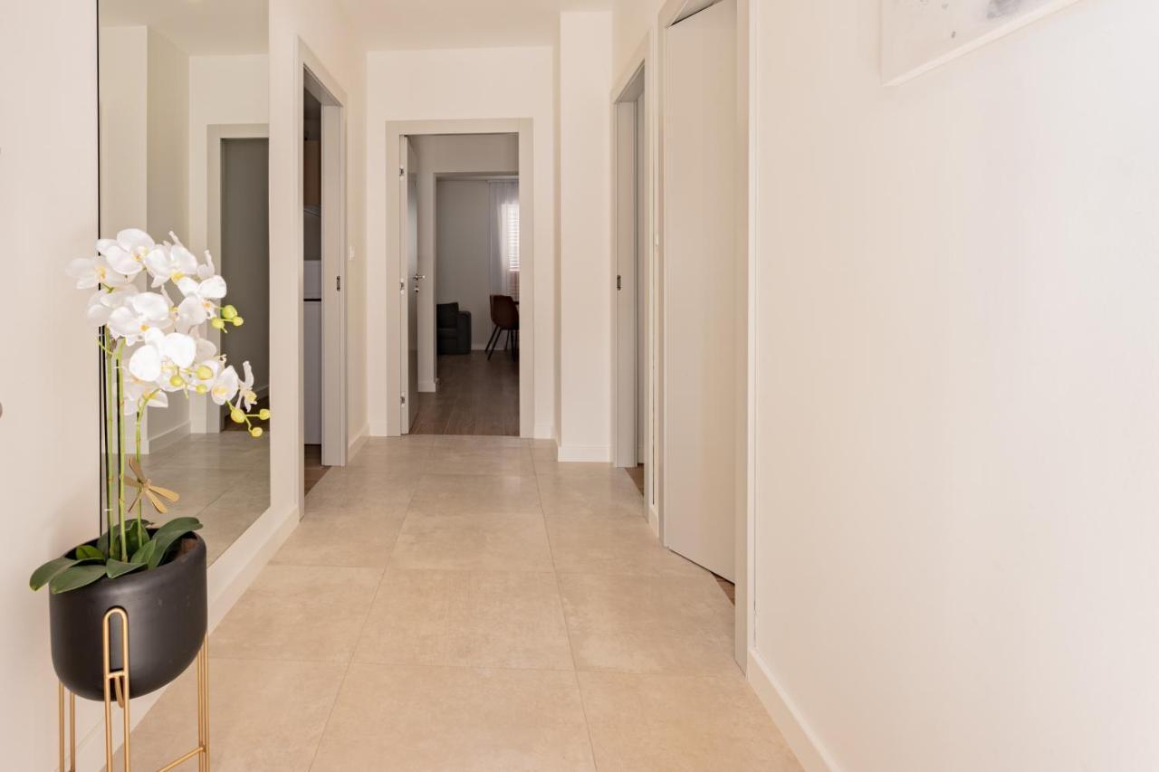 Apartmani Benzon Baška Voda Εξωτερικό φωτογραφία